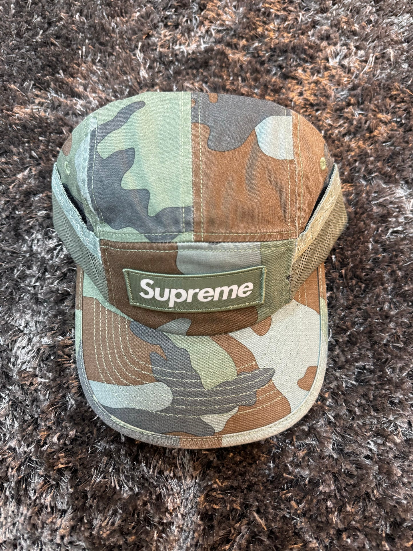 Supreme Mesh Pocket Camp Cap